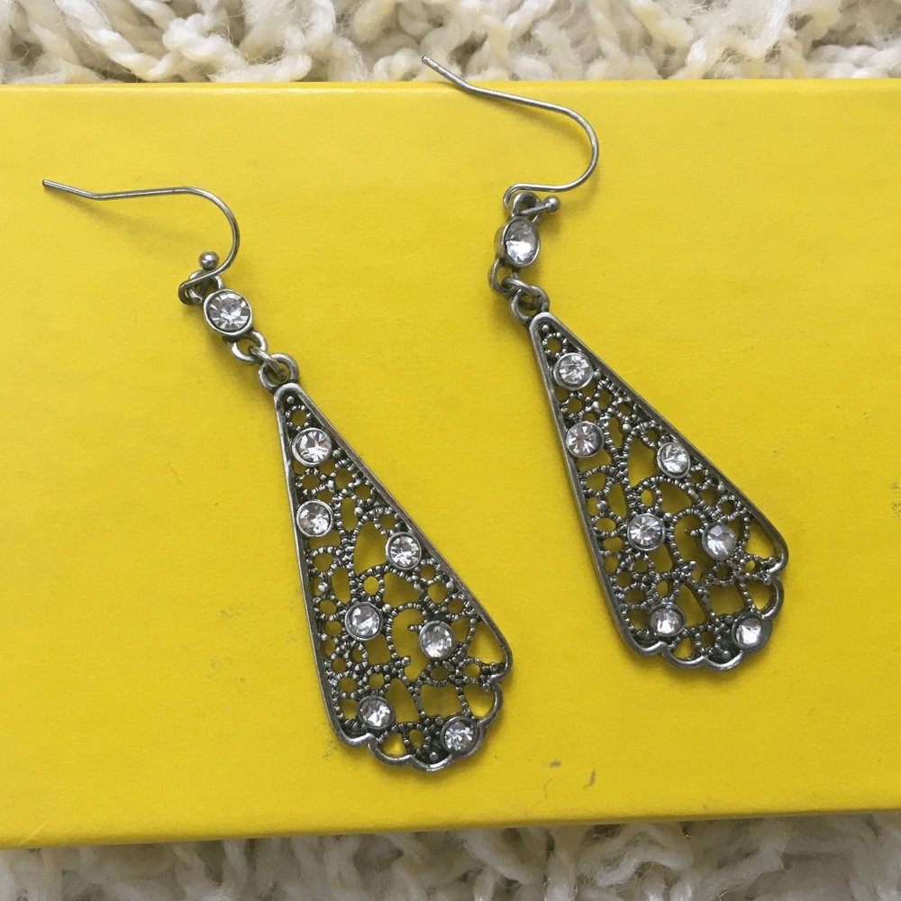 Silver Earrings- Perfect for PROM or NEW YEARS!!!